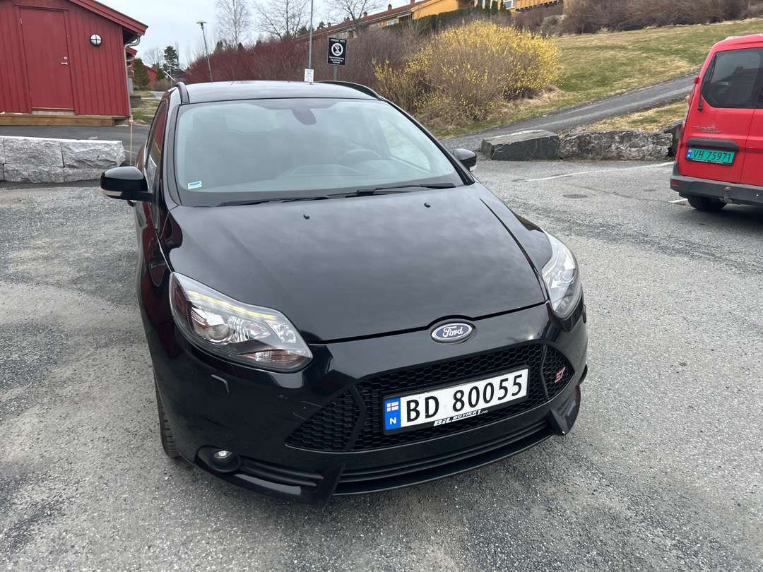 2013 Personbil Ford ST EU-godkjent - Avtomobil: slika 2 2013 Personbil Ford ST EU-godkjent - Avtomobil: slika 2