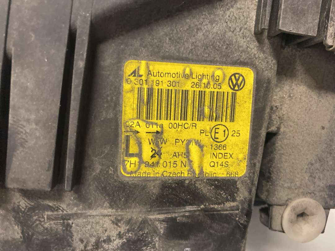 VW Transporter frontlykter - Orodje/ Oprema: slika 3 VW Transporter frontlykter - Orodje/ Oprema: slika 3