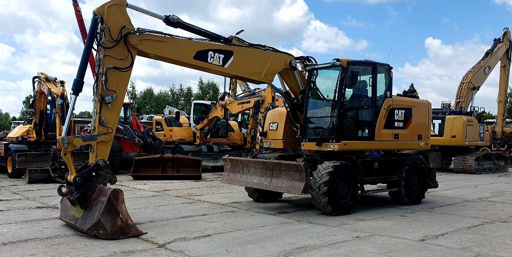 CAT M316F - Bager na kolesih: slika 2 CAT M316F - Bager na kolesih: slika 2