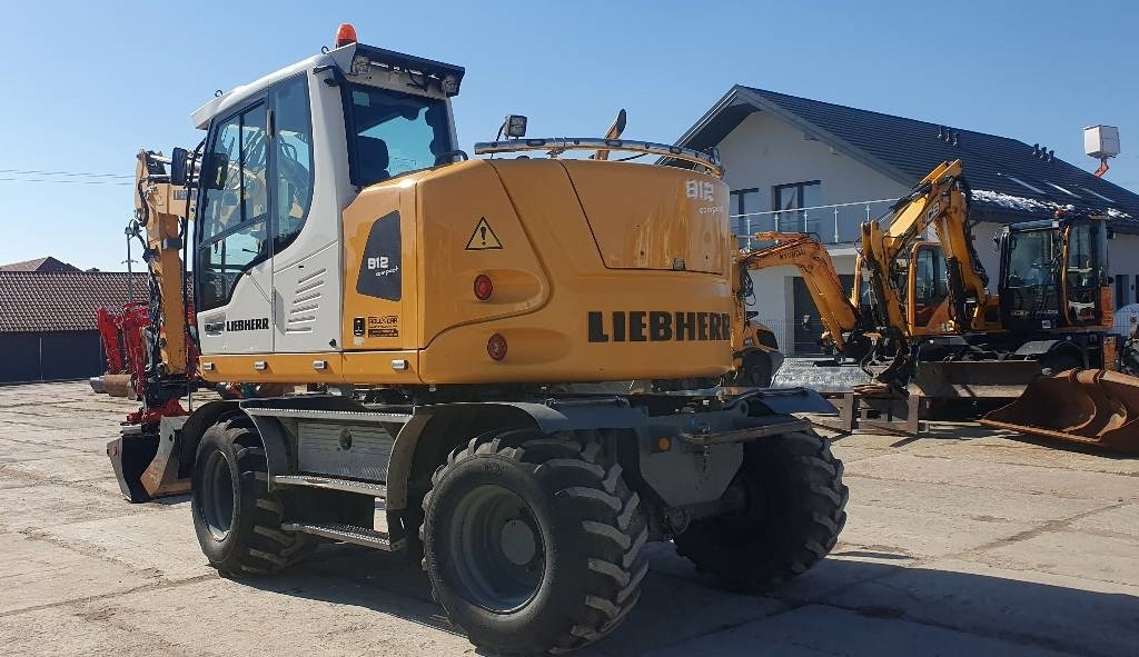 Liebherr A 912 compact - Bager na kolesih: slika 2 Liebherr A 912 compact - Bager na kolesih: slika 2