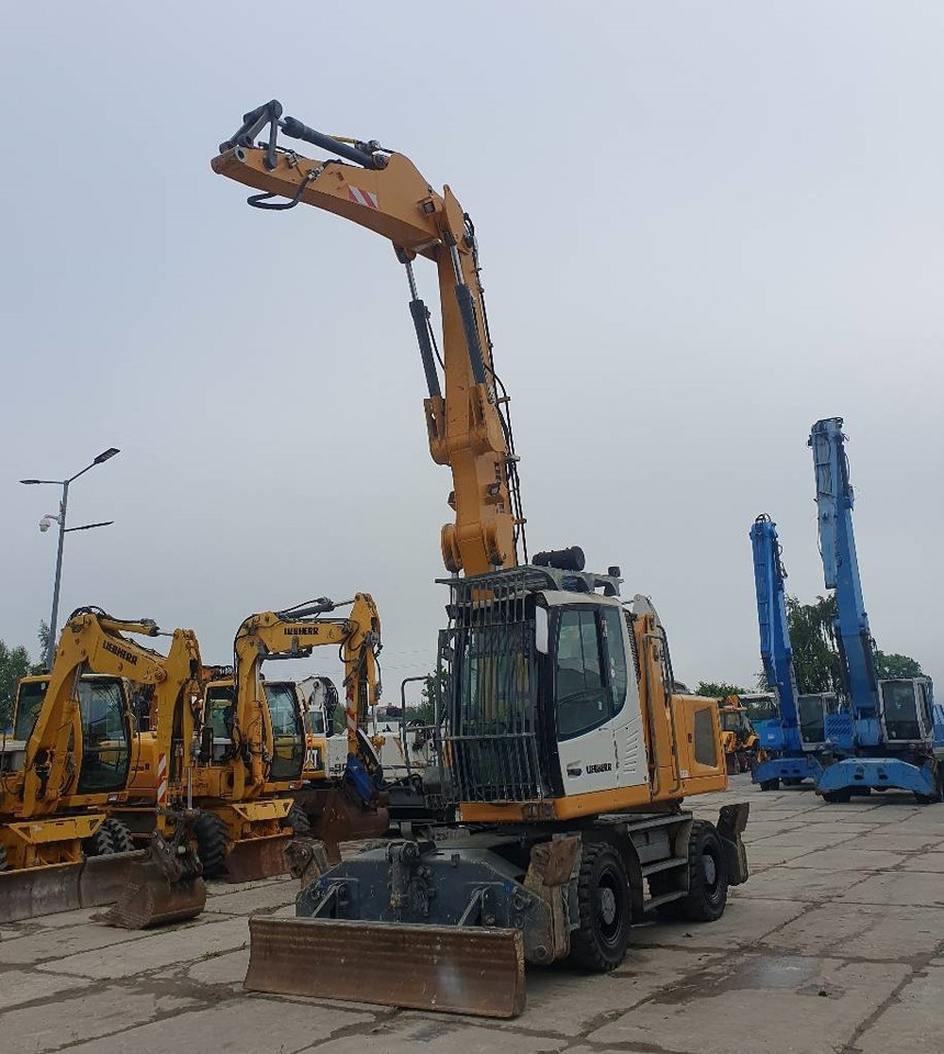 Liebherr LH 22 M - Bager za prekladanje primarnih/ Sekundarnih surovin: slika 1 Liebherr LH 22 M - Bager za prekladanje primarnih/ Sekundarnih surovin: slika 1