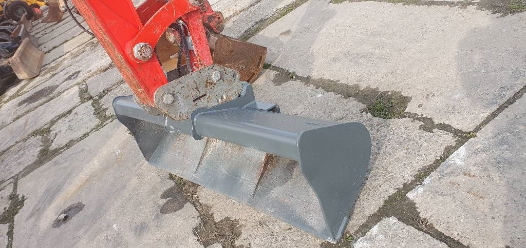 Mini bager Neuson EZ80: slika 25