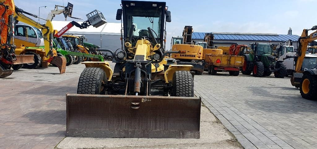 New Holland F 106.6 A - Greder: slika 5 New Holland F 106.6 A - Greder: slika 5