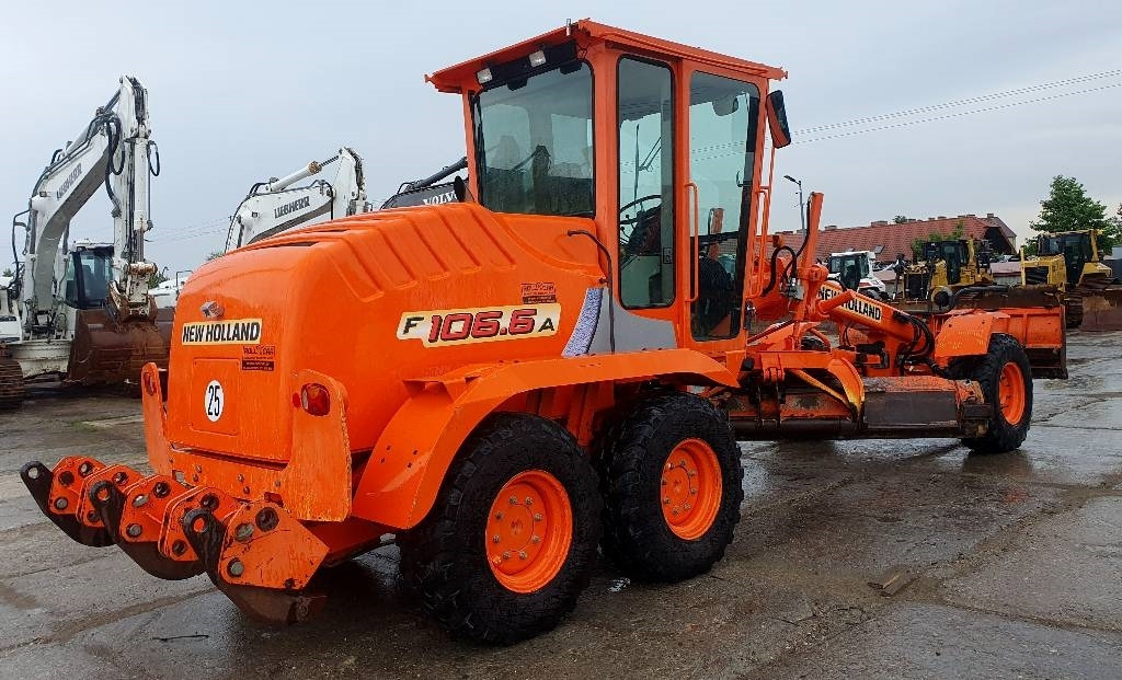 New Holland F 106.6 A - Greder: slika 4 New Holland F 106.6 A - Greder: slika 4