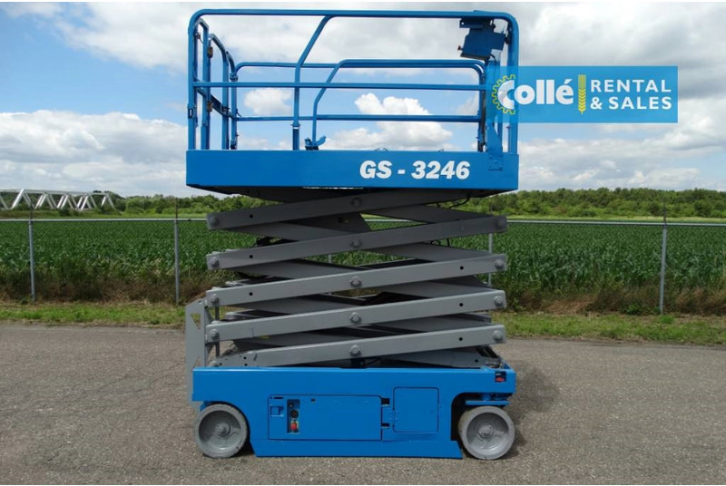 Genie GS 3246 | 2012 - Škarjasta dvižna ploščad: slika 2 Genie GS 3246 | 2012 - Škarjasta dvižna ploščad: slika 2