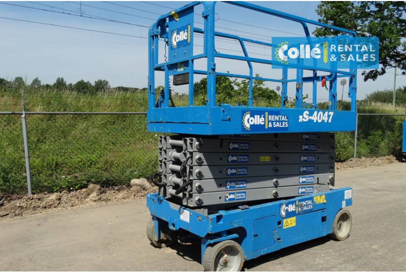 Genie GS 4047 | 2012 - Škarjasta dvižna ploščad: slika 4 Genie GS 4047 | 2012 - Škarjasta dvižna ploščad: slika 4