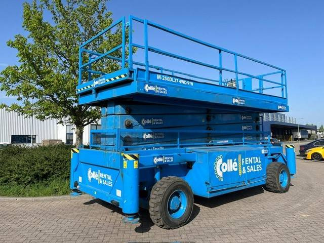 Holland lift M 250 DL 27 - Škarjasta dvižna ploščad: slika 2 Holland lift M 250 DL 27 - Škarjasta dvižna ploščad: slika 2