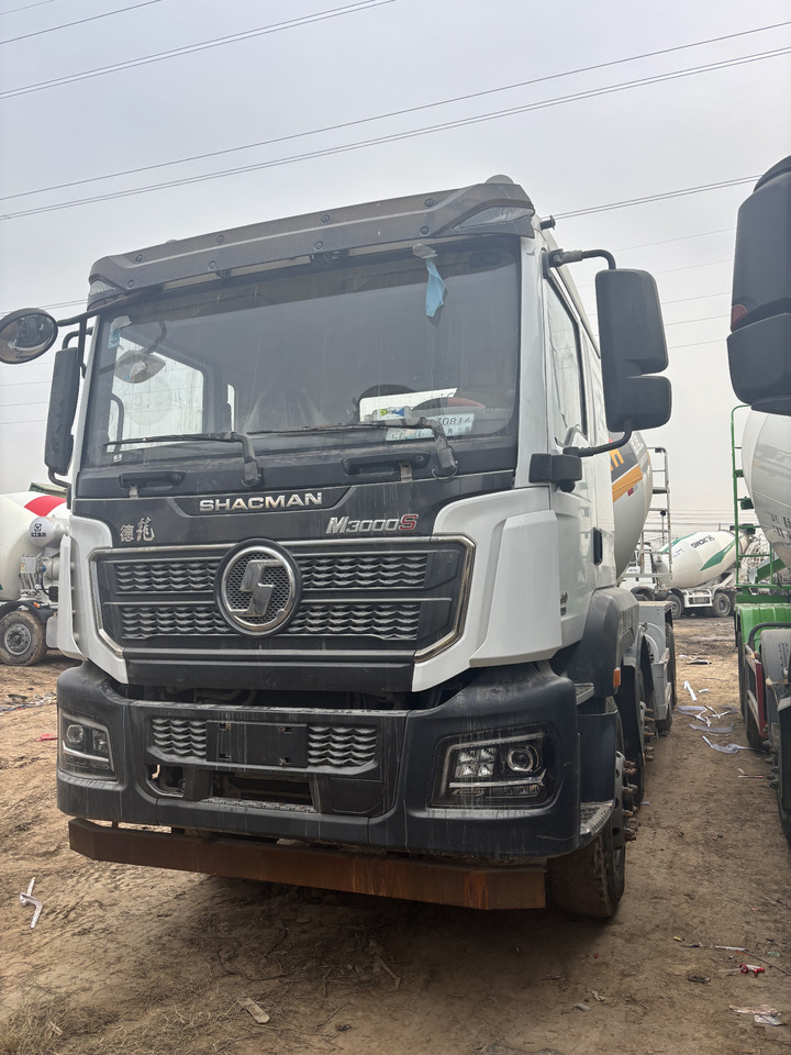 SHACMAN M3000S - Mešalec za beton: slika 2 SHACMAN M3000S - Mešalec za beton: slika 2