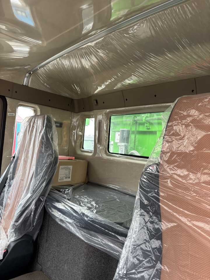 SINOTRUCK HOWO - Tovornjak prekucnik: slika 3 SINOTRUCK HOWO - Tovornjak prekucnik: slika 3