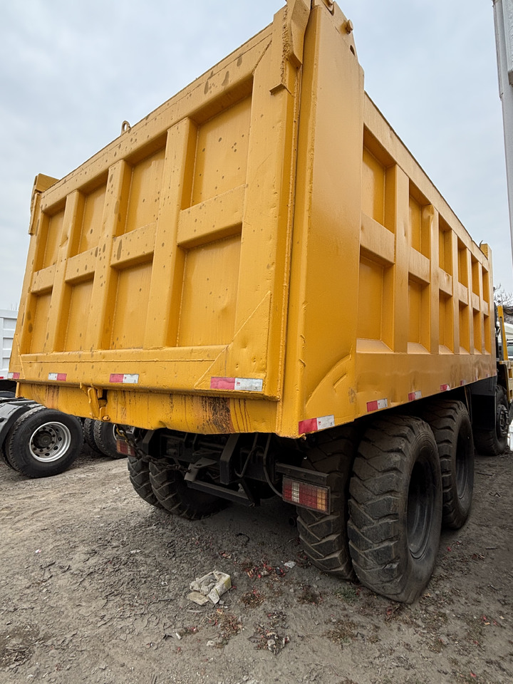 SINOTRUCK - Tovornjak prekucnik: slika 4 SINOTRUCK - Tovornjak prekucnik: slika 4