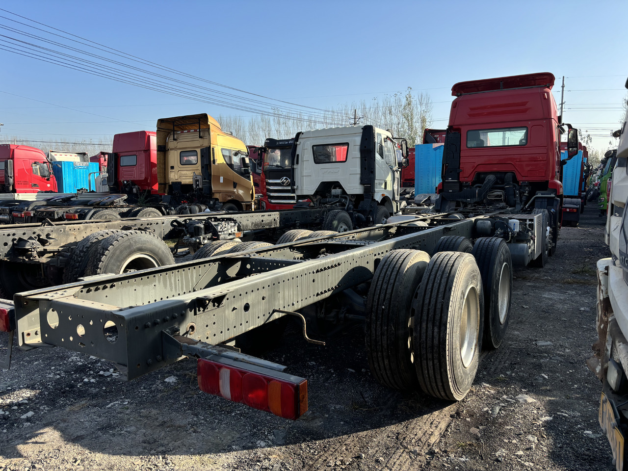 SINOTRUCK HAOHAN N7 - Vlačilec: slika 3 SINOTRUCK HAOHAN N7 - Vlačilec: slika 3