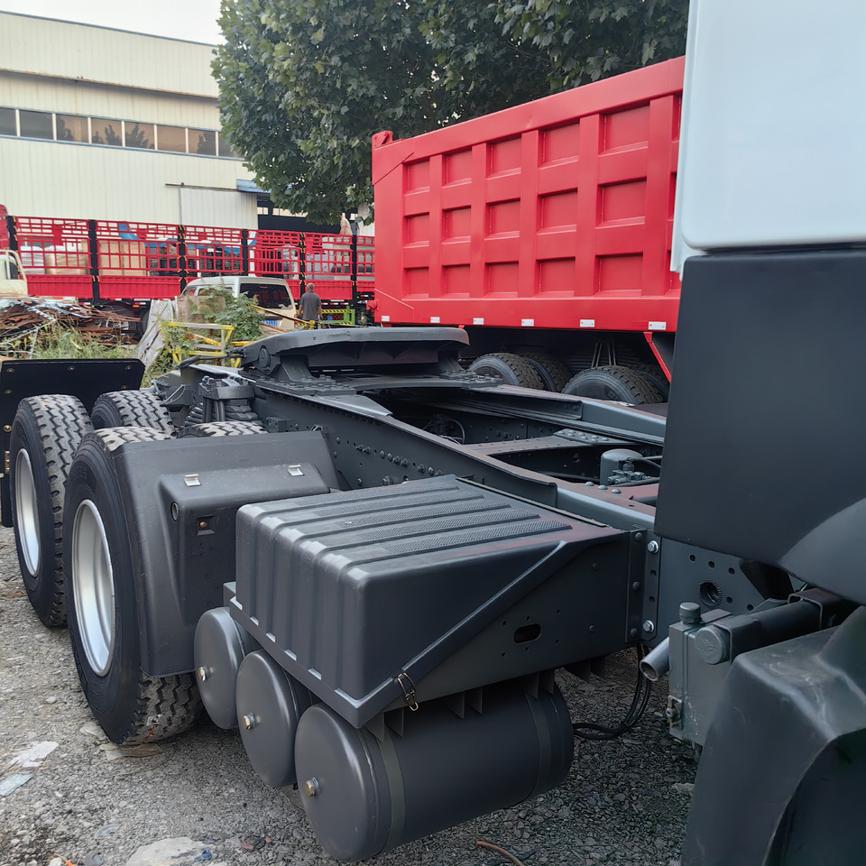 SINOTRUCK HOWO - Vlačilec: slika 5 SINOTRUCK HOWO - Vlačilec: slika 5