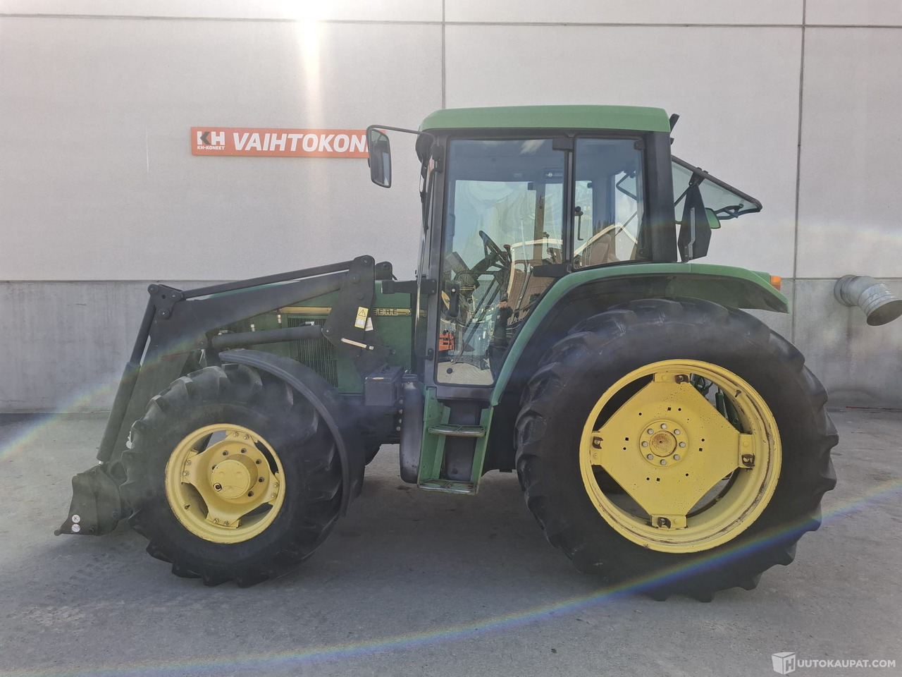 John Deere 6400, 1997 Traktori, Sis alv 25,5%, Nurmijärvi - Drugi stroj: slika 1 John Deere 6400, 1997 Traktori, Sis alv 25,5%, Nurmijärvi - Drugi stroj: slika 1