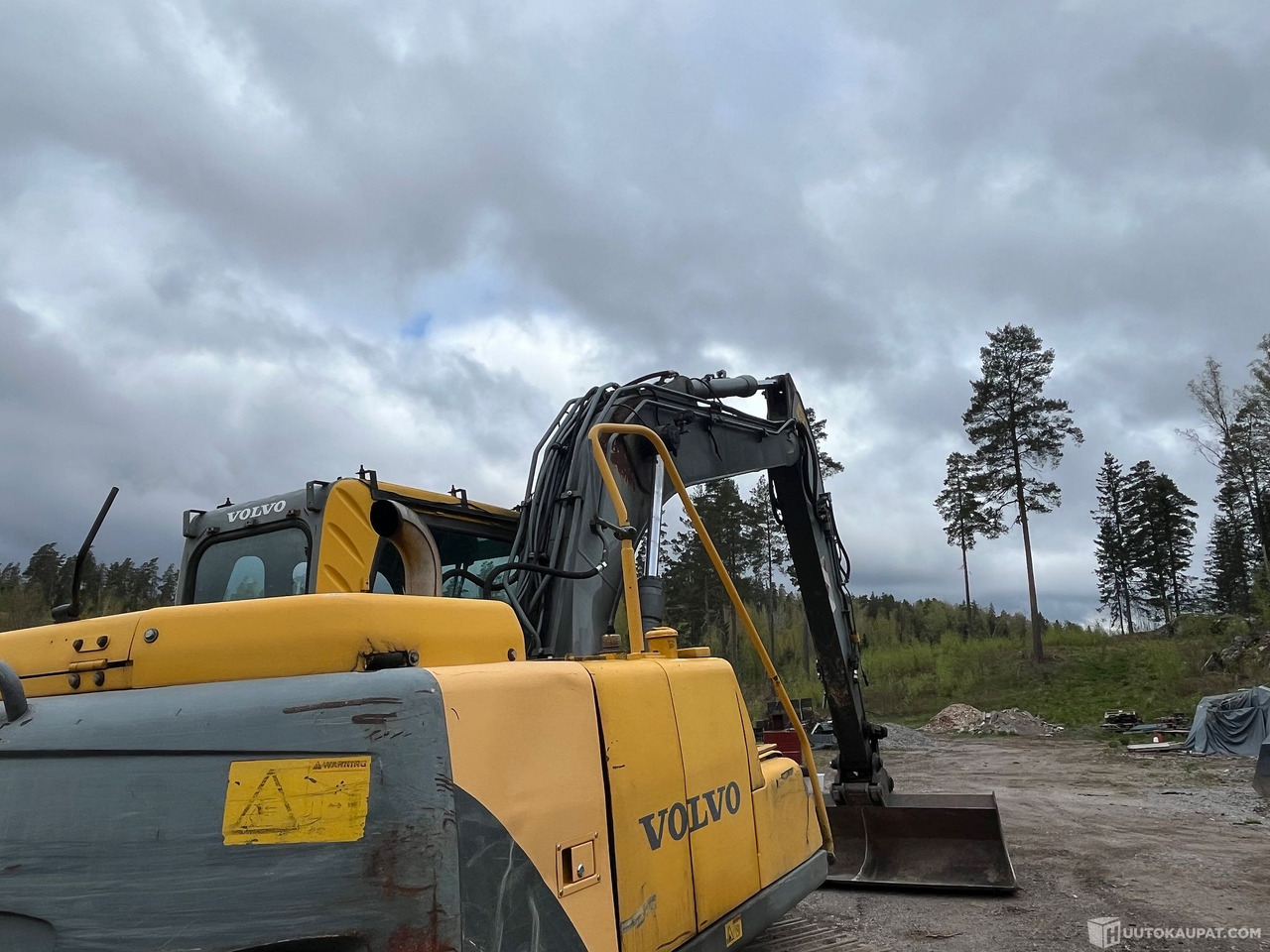 Volvo EC140B, kaivinkone, lähes uudet telat, 2002, Vihti - Drugi stroj: slika 4 Volvo EC140B, kaivinkone, lähes uudet telat, 2002, Vihti - Drugi stroj: slika 4