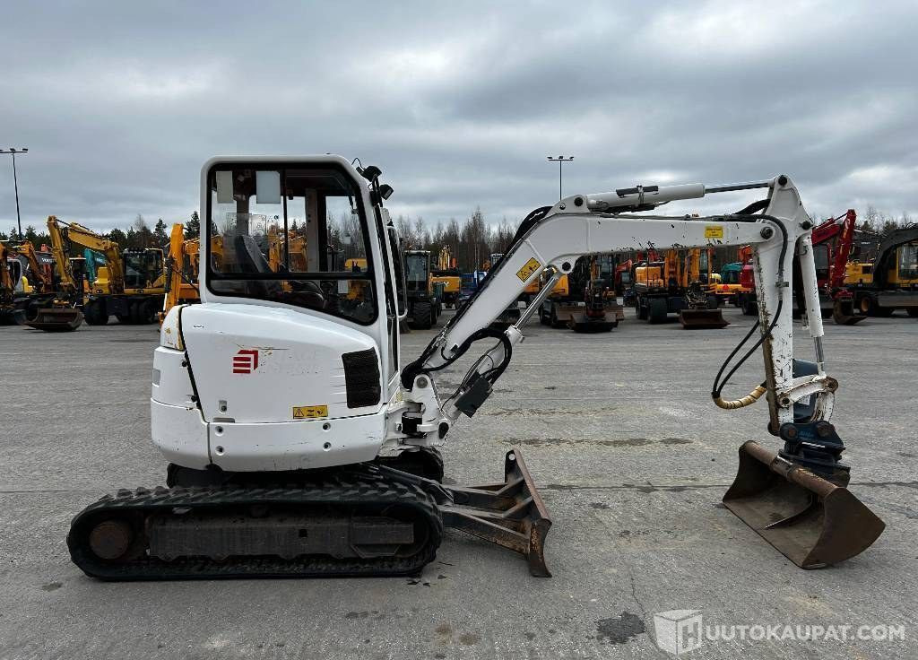 Volvo ECR 38 / Kallistuvaliitin, Uudet telat!, 2012, 3 245 h Kaivinkone, Ilmajoki - Drugi stroj: slika 2 Volvo ECR 38 / Kallistuvaliitin, Uudet telat!, 2012, 3 245 h Kaivinkone, Ilmajoki - Drugi stroj: slika 2