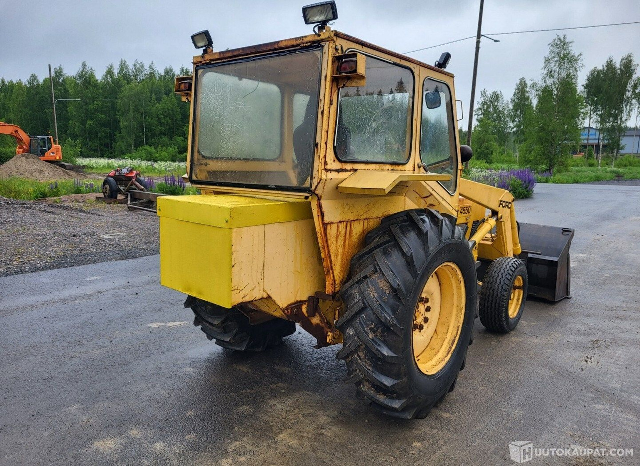 Ford 4550, 1971, Diesel Traktori + etukuormaaja MTK25, Virrat - Traktor: slika 3 Ford 4550, 1971, Diesel Traktori + etukuormaaja MTK25, Virrat - Traktor: slika 3