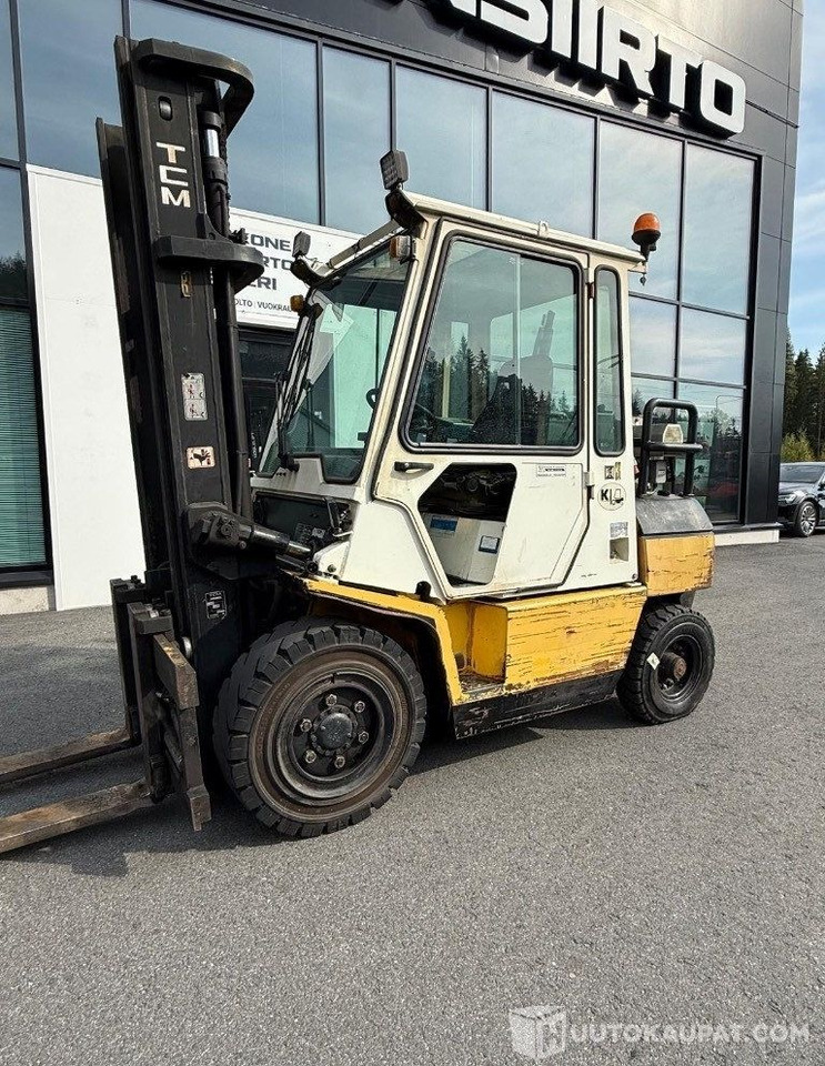 TCM FD40Z7, 1995 Trukki, Lempäälä - Gradbeni stroj: slika 3 TCM FD40Z7, 1995 Trukki, Lempäälä - Gradbeni stroj: slika 3