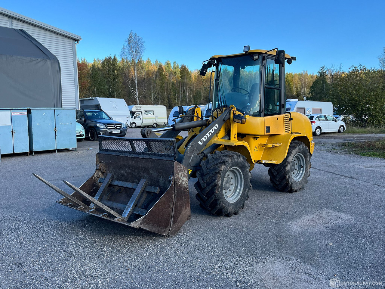 Volvo L35B Pro, pyöräkuormaaja avattavalla kauhalla ja piikeillä, 2005, Vihti - Gradbeni stroj: slika 3 Volvo L35B Pro, pyöräkuormaaja avattavalla kauhalla ja piikeillä, 2005, Vihti - Gradbeni stroj: slika 3