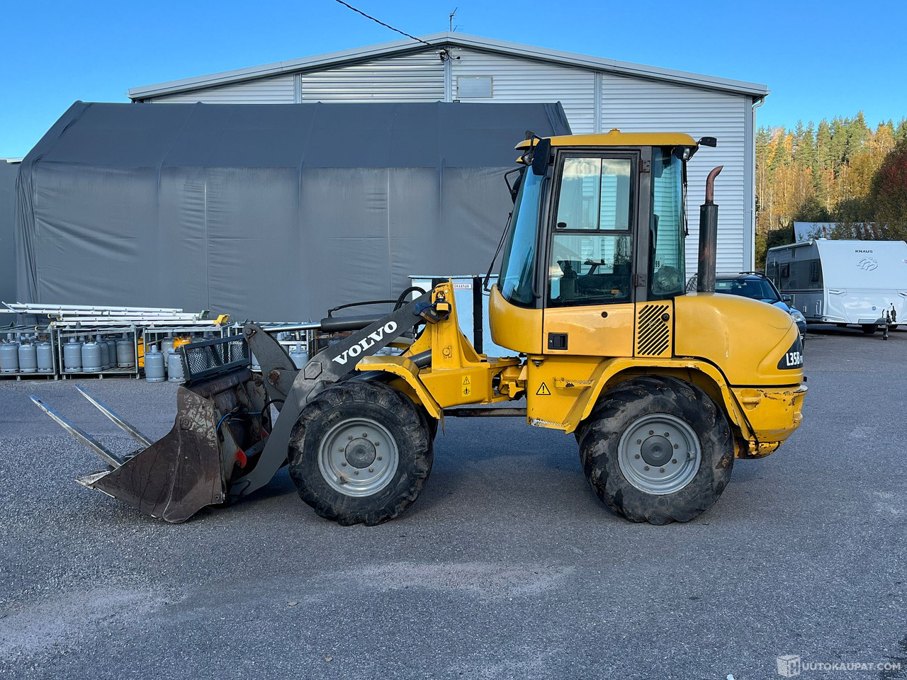 Volvo L35B Pro, pyöräkuormaaja avattavalla kauhalla ja piikeillä, 2005, Vihti - Gradbeni stroj: slika 2 Volvo L35B Pro, pyöräkuormaaja avattavalla kauhalla ja piikeillä, 2005, Vihti - Gradbeni stroj: slika 2