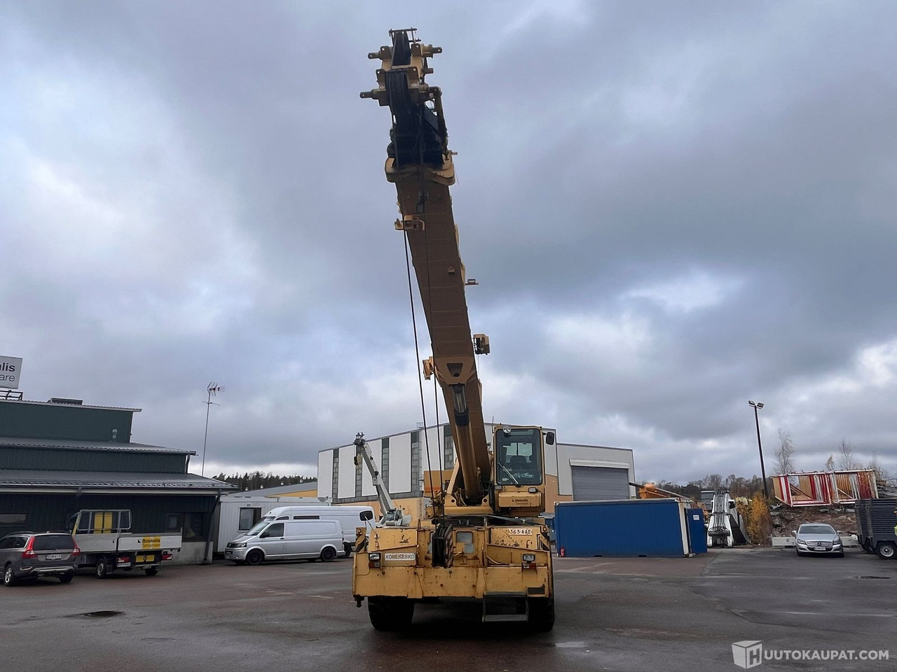 Grove RT635C, mobiilinosturi, nostokyky 35 000 kg, 1999, Loviisa - Avtodvigalo: slika 4 Grove RT635C, mobiilinosturi, nostokyky 35 000 kg, 1999, Loviisa - Avtodvigalo: slika 4