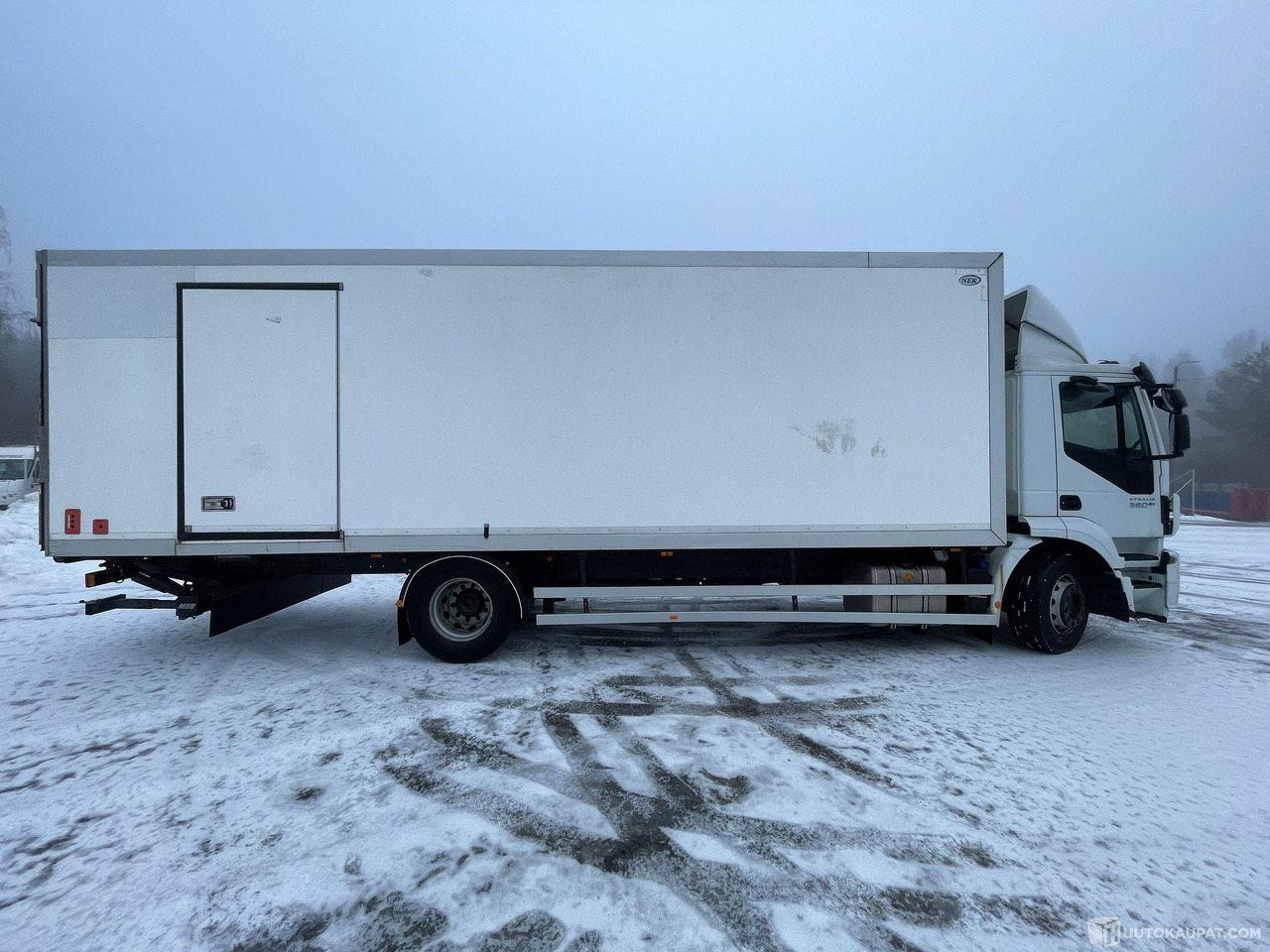 Iveco Stralis, 2015 Umpikori Kuorma-auto, Hämeenlinna - Tovornjak zabojnik: slika 2 Iveco Stralis, 2015 Umpikori Kuorma-auto, Hämeenlinna - Tovornjak zabojnik: slika 2