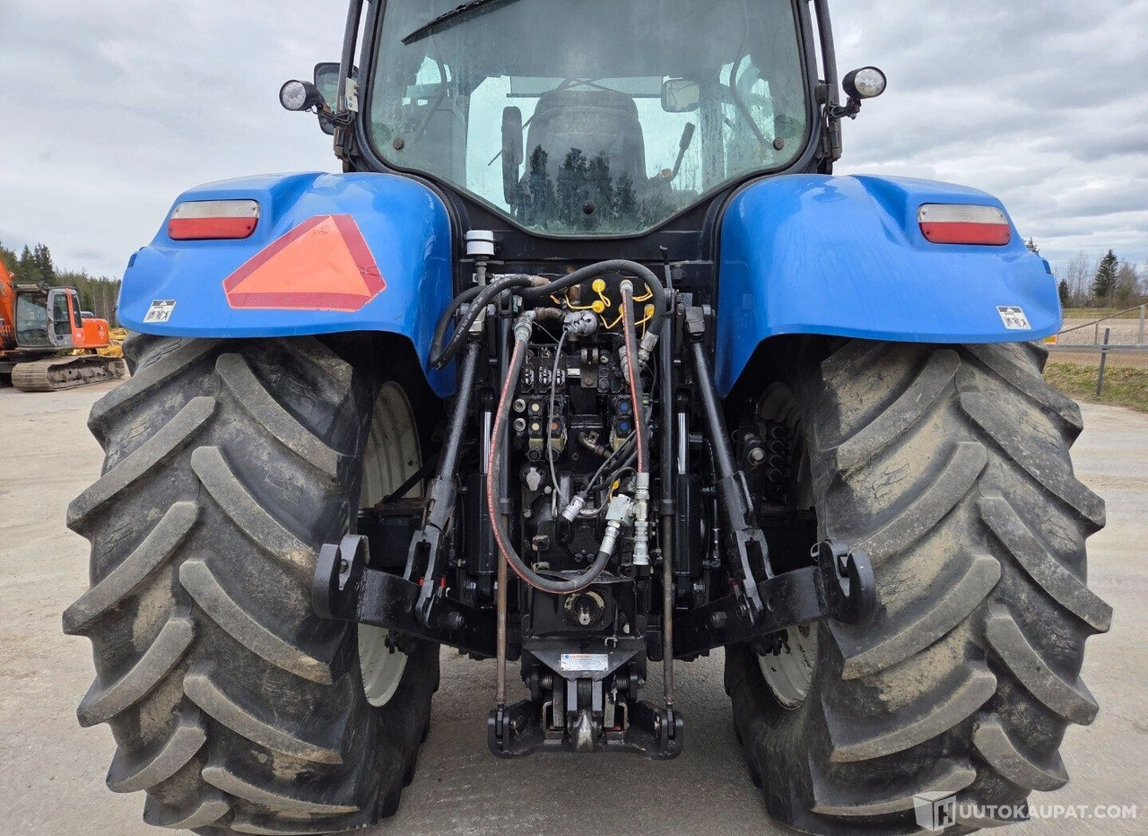 New Holland T7030 PC, 2007, 6.8 l, Diesel, 10 350 h Traktori, Honkajoki - Kmetijski stroj: slika 4 New Holland T7030 PC, 2007, 6.8 l, Diesel, 10 350 h Traktori, Honkajoki - Kmetijski stroj: slika 4