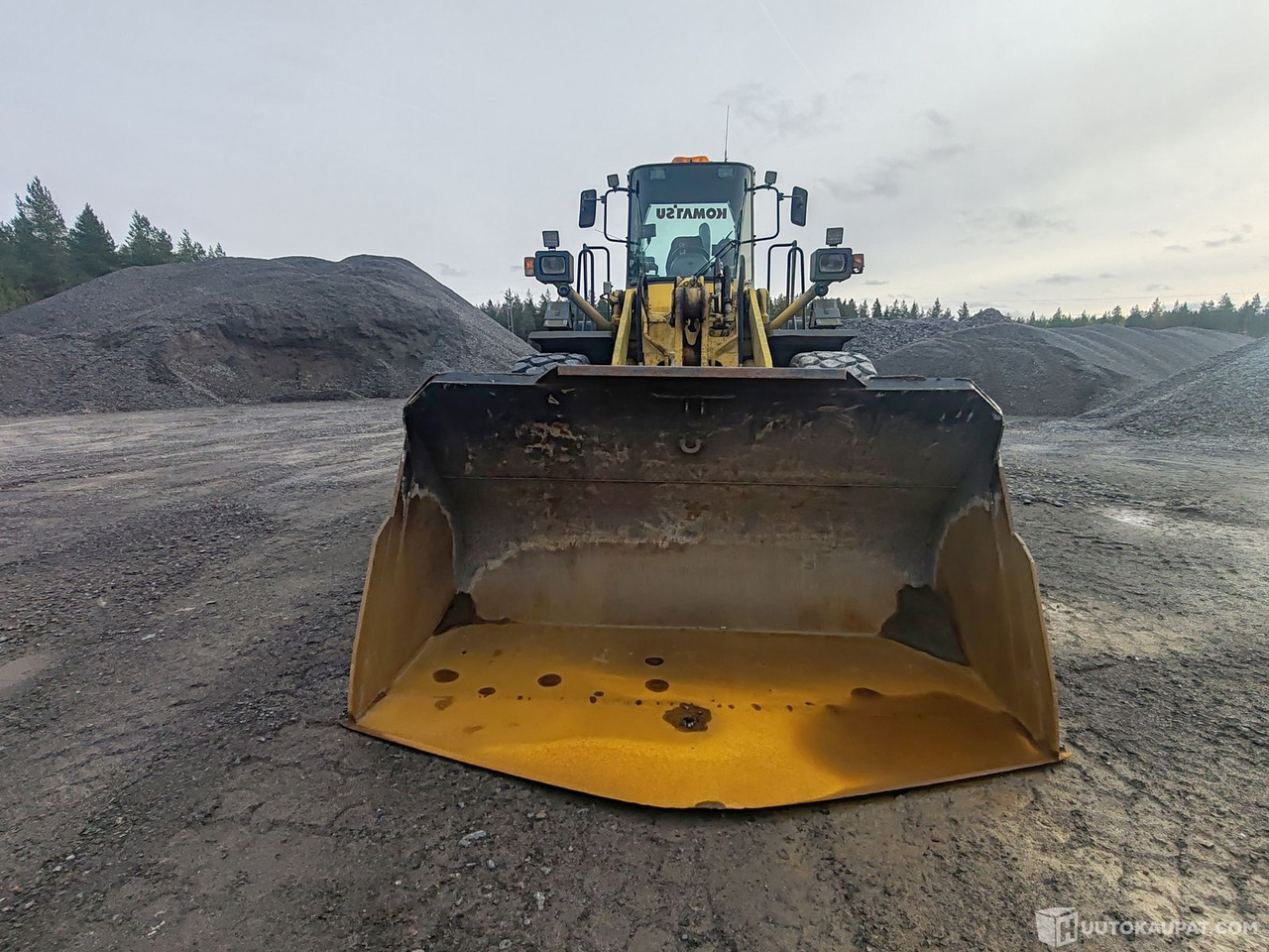 Komatsu WA380-3H pyöräkuormaaja, 1995, Alajärvi - Kolesni nakladalec: slika 3 Komatsu WA380-3H pyöräkuormaaja, 1995, Alajärvi - Kolesni nakladalec: slika 3