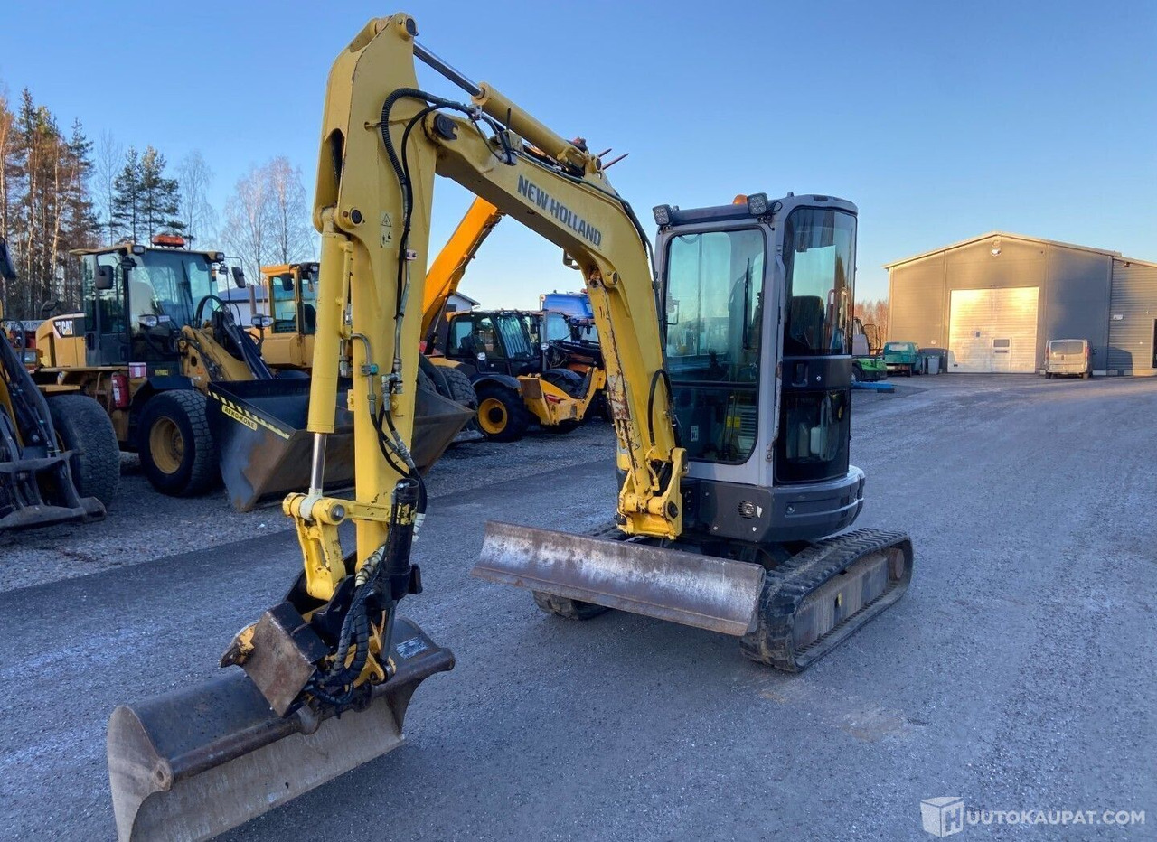 New Holland E 35.2sr, 2006, Diesel, 4 964 h Kaivinkone, Virrat - Mini bager: slika 1 New Holland E 35.2sr, 2006, Diesel, 4 964 h Kaivinkone, Virrat - Mini bager: slika 1