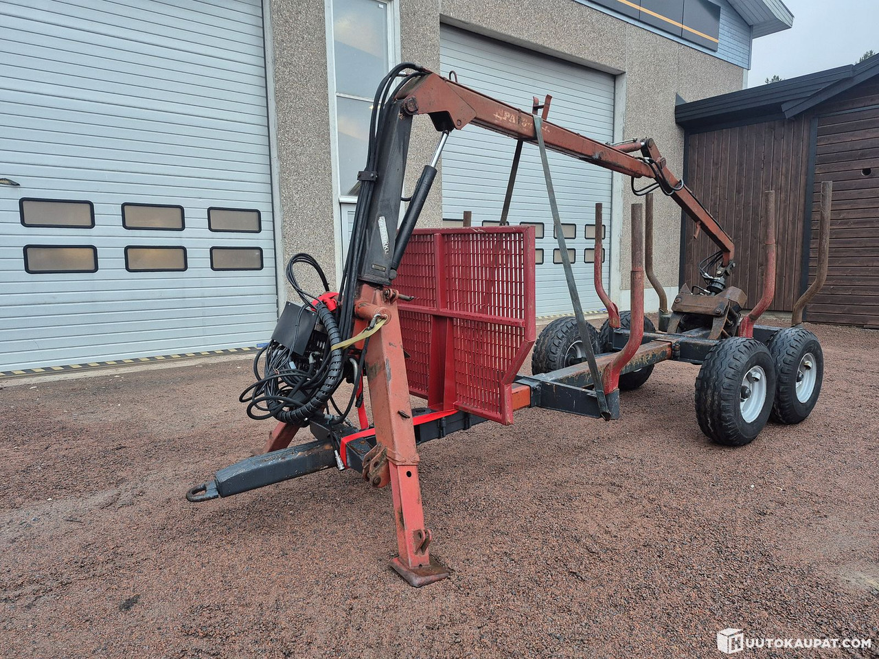 Patu 1800 loader with hydraulic pre-steering + forestry trailer, Honkajoki - Gozdarska prikolica: slika 2 Patu 1800 loader with hydraulic pre-steering + forestry trailer, Honkajoki - Gozdarska prikolica: slika 2