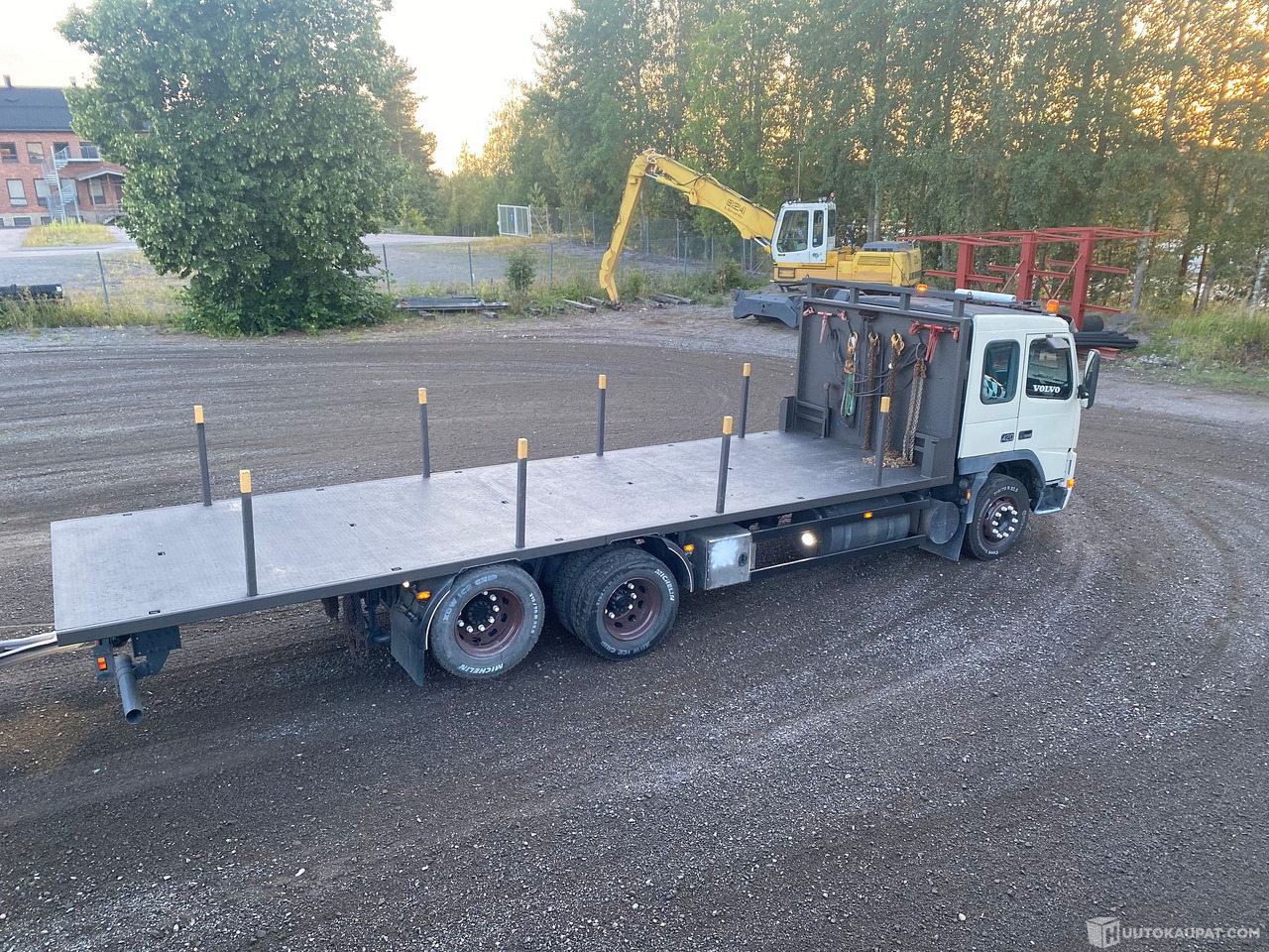 Volvo FM12, 2001, Hyvinkää - Tovornjak: slika 2 Volvo FM12, 2001, Hyvinkää - Tovornjak: slika 2