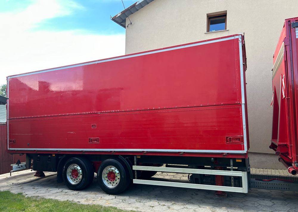 DAF XF 510 NAPOJÓWKA z Niemiec Retarder TOP ALUFELGI / FULL OPCJA / super space 106.510 106.460 480 530 najlepszy motor 6x2 26.510 26.460 - Tovornjak s ponjavo: slika 4 DAF XF 510 NAPOJÓWKA z Niemiec Retarder TOP ALUFELGI / FULL OPCJA / super space 106.510 106.460 480 530 najlepszy motor 6x2 26.510 26.460 - Tovornjak s ponjavo: slika 4