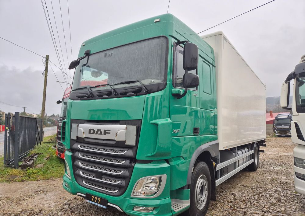 DAF XF ORYGINALNY PRZEBIEG z Niemiec / TANDEM ZESTAW PRZEJAZDOWY Z WINDĄ - Tovornjak zabojnik: slika 1 DAF XF ORYGINALNY PRZEBIEG z Niemiec / TANDEM ZESTAW PRZEJAZDOWY Z WINDĄ - Tovornjak zabojnik: slika 1