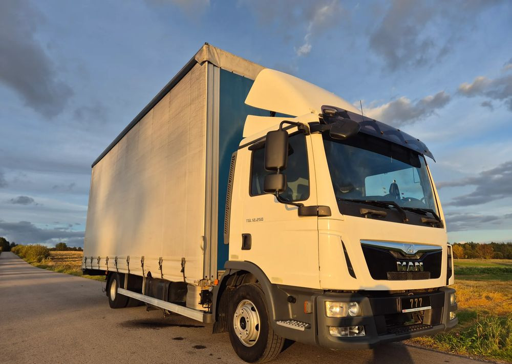 MAN TGL 12.250 6.2m 7.6m HAK AUTOMAT KLIMA 12000kg ESP EURO 6 mega / TOP STAN / okazja nauka jazdy MOŻLIWOŚĆ DOSTOSOWANIA elka - Tovornjak s ponjavo: slika 5 MAN TGL 12.250 6.2m 7.6m HAK AUTOMAT KLIMA 12000kg ESP EURO 6 mega / TOP STAN / okazja nauka jazdy MOŻLIWOŚĆ DOSTOSOWANIA elka - Tovornjak s ponjavo: slika 5