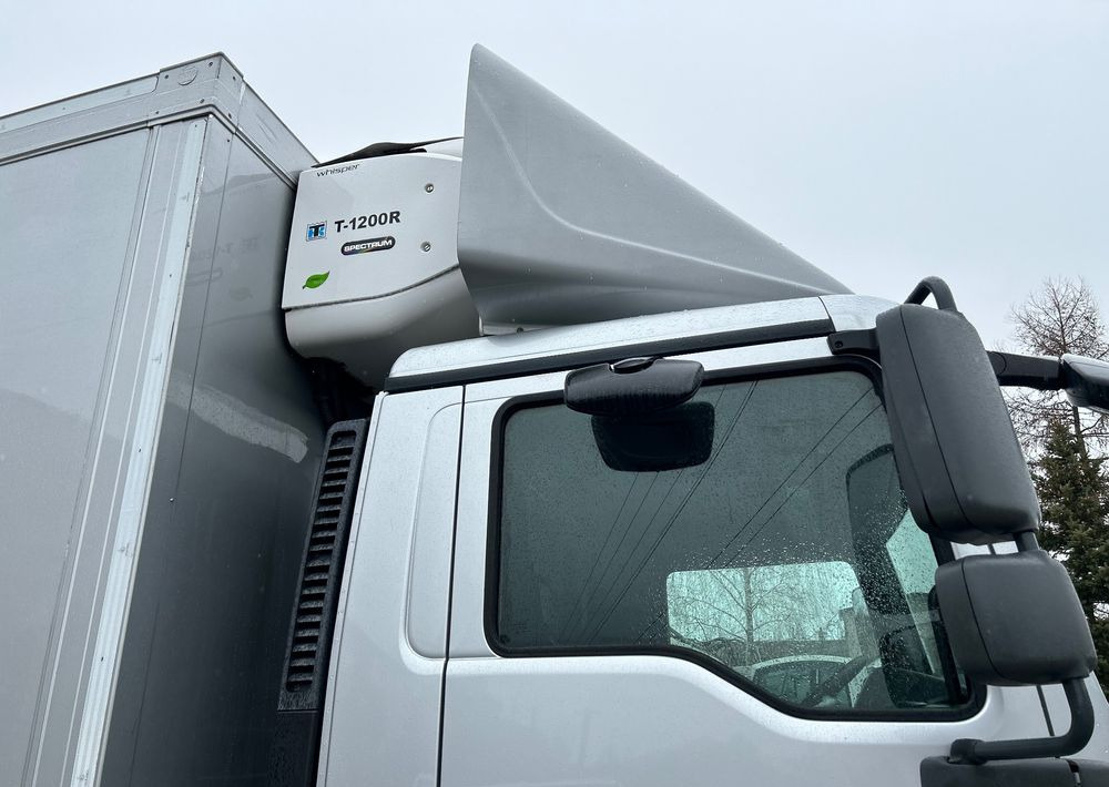 MAN TGM 18.290 TK 1200 R Spectrum THERMO King z Niemiec 8m / 20 palet / winda Klima / OKAZJA - Tovornjak hladilnik: slika 4 MAN TGM 18.290 TK 1200 R Spectrum THERMO King z Niemiec 8m / 20 palet / winda Klima / OKAZJA - Tovornjak hladilnik: slika 4
