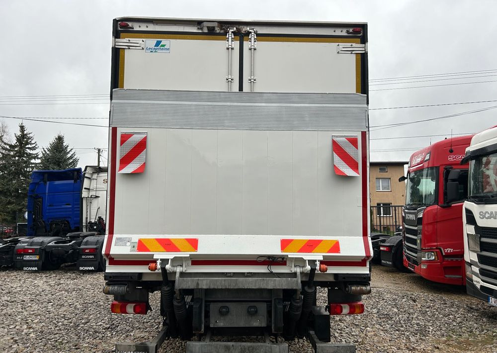 Mercedes-Benz Antos 1824 CARRIER SUPRA 1150 DRZWI + winda i drzwi boczne / 7.7m / z Holandii / KLIMA LEKKI / Axor man Tgm T1000-R THERMO King - Tovornjak hladilnik: slika 4 Mercedes-Benz Antos 1824 CARRIER SUPRA 1150 DRZWI + winda i drzwi boczne / 7.7m / z Holandii / KLIMA LEKKI / Axor man Tgm T1000-R THERMO King - Tovornjak hladilnik: slika 4