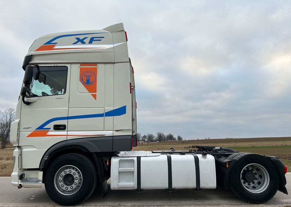 DAF XF 480 SSC TOP STANDARD / DUŻE KOTŁY / z Polski / jeden właściciel super zadbane SERWISOWANE - Vlačilec: slika 2 DAF XF 480 SSC TOP STANDARD / DUŻE KOTŁY / z Polski / jeden właściciel super zadbane SERWISOWANE - Vlačilec: slika 2
