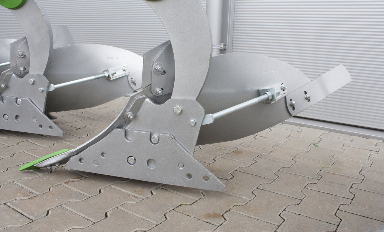Bomet U031 3, korpus:30 - 38 - 45cm, 0,90/1,14/1,35m jednobelkowy Libr - Plug: slika 4 Bomet U031 3, korpus:30 - 38 - 45cm, 0,90/1,14/1,35m jednobelkowy Libr - Plug: slika 4