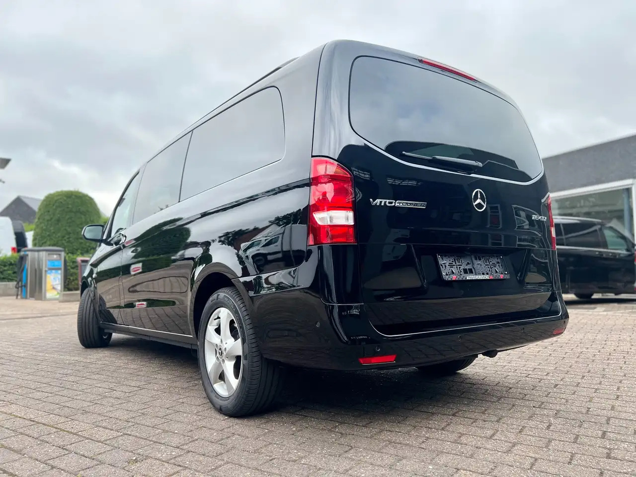 Mercedes-Benz Vito 116 A2/L2 (38.500€ex)EDITION TOURER PRO,9G-TRON - Potniški kombi: slika 5 Mercedes-Benz Vito 116 A2/L2 (38.500€ex)EDITION TOURER PRO,9G-TRON - Potniški kombi: slika 5