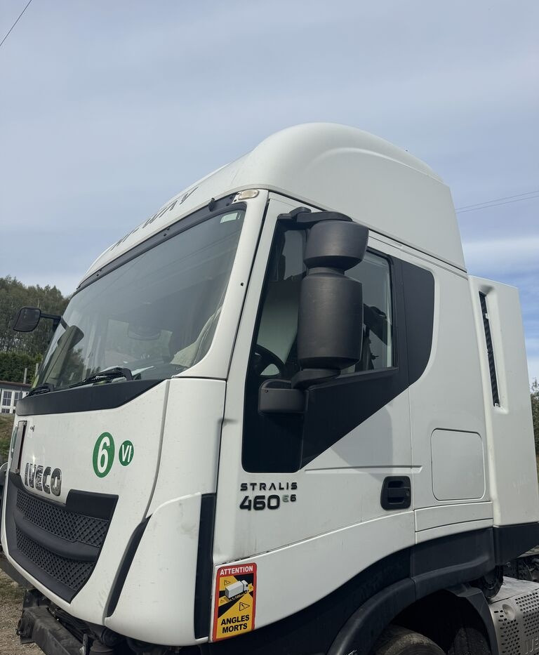 IVECO STRALIS HI-WAY E6 truck - Kabina za Tovornjak: slika 2 IVECO STRALIS HI-WAY E6 truck - Kabina za Tovornjak: slika 2