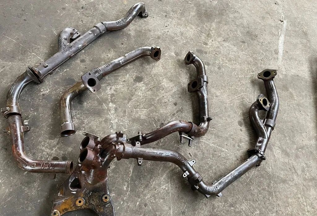 Scania R 730 V8 1906965 Scania R 730 V8 1906965 truck - Izpušni kolektor za Tovornjak: slika 1 Scania R 730 V8 1906965 Scania R 730 V8 1906965 truck - Izpušni kolektor za Tovornjak: slika 1