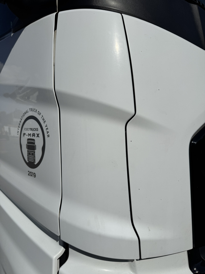 Ford F-Max - Vogal odbijača: slika 1 Ford F-Max - Vogal odbijača: slika 1