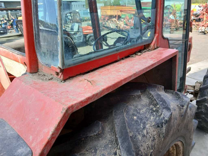 Renault 781-4 - Traktor: slika 2 Renault 781-4 - Traktor: slika 2