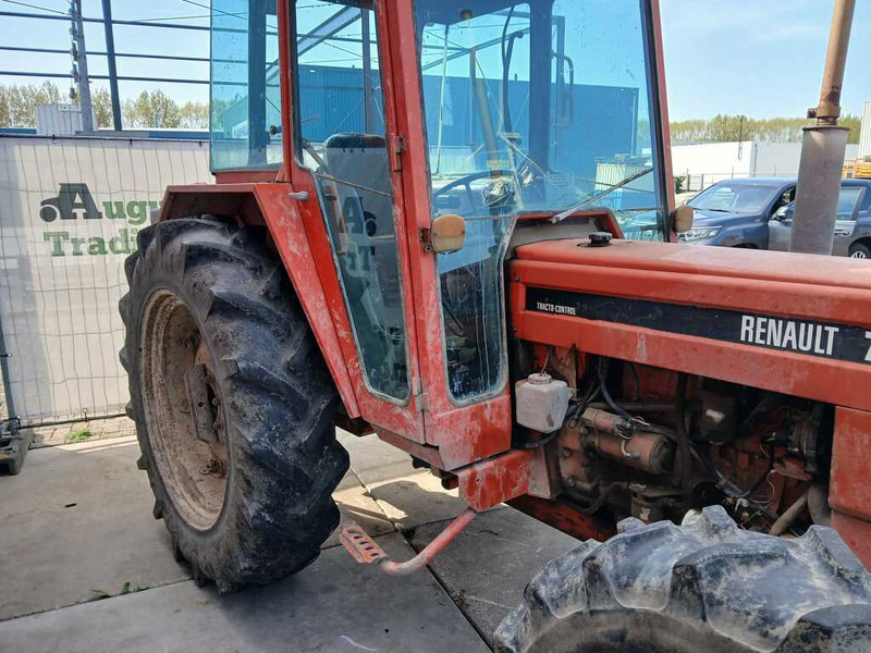 Renault 781-4 - Traktor: slika 3 Renault 781-4 - Traktor: slika 3
