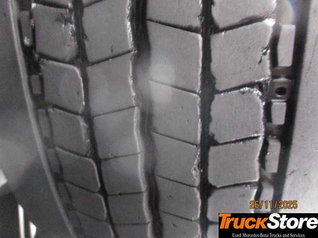 Vlačilec Mercedes-Benz Actros 1845 LS: slika 10 Vlačilec Mercedes-Benz Actros 1845 LS: slika 10
