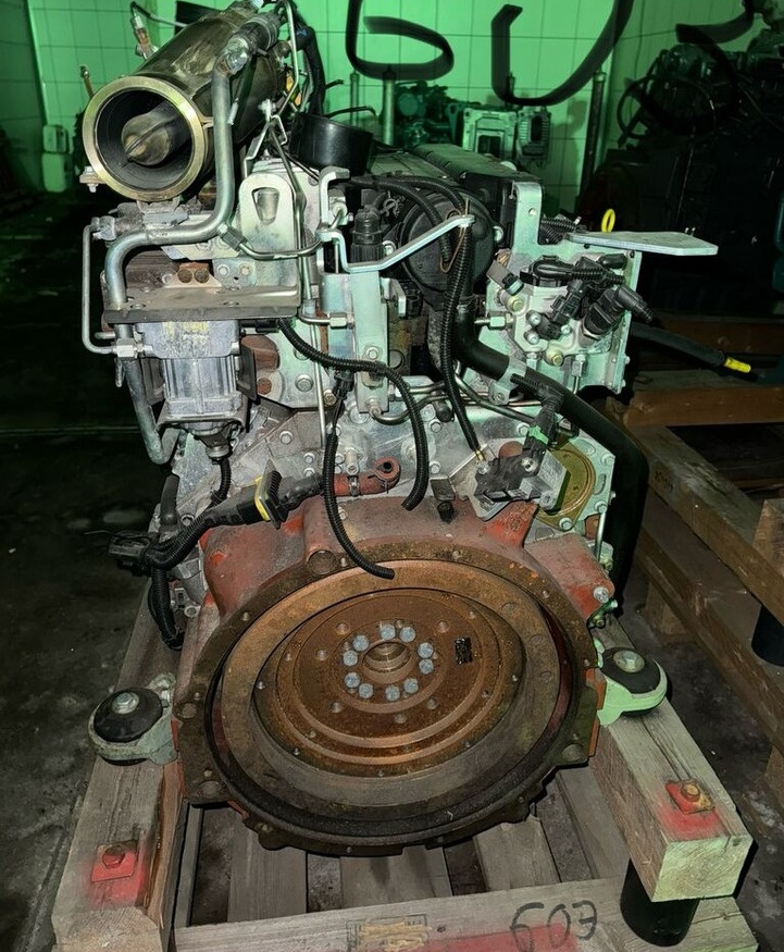 Deutz TCD 4.1 L4 Deutz - Motor za Bager: slika 1 Deutz TCD 4.1 L4 Deutz - Motor za Bager: slika 1