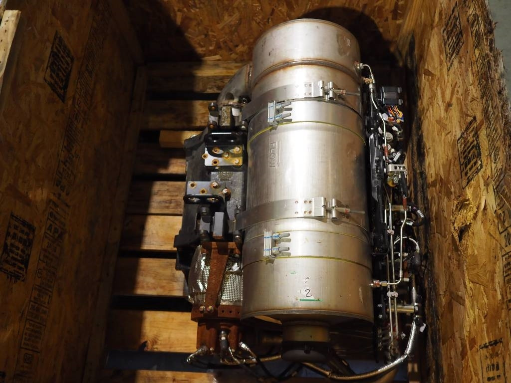 CAT Caterpillar C9.3 - Module AR-Clean Emission / DPF - Motor za Gradbeni stroj: slika 4 CAT Caterpillar C9.3 - Module AR-Clean Emission / DPF - Motor za Gradbeni stroj: slika 4