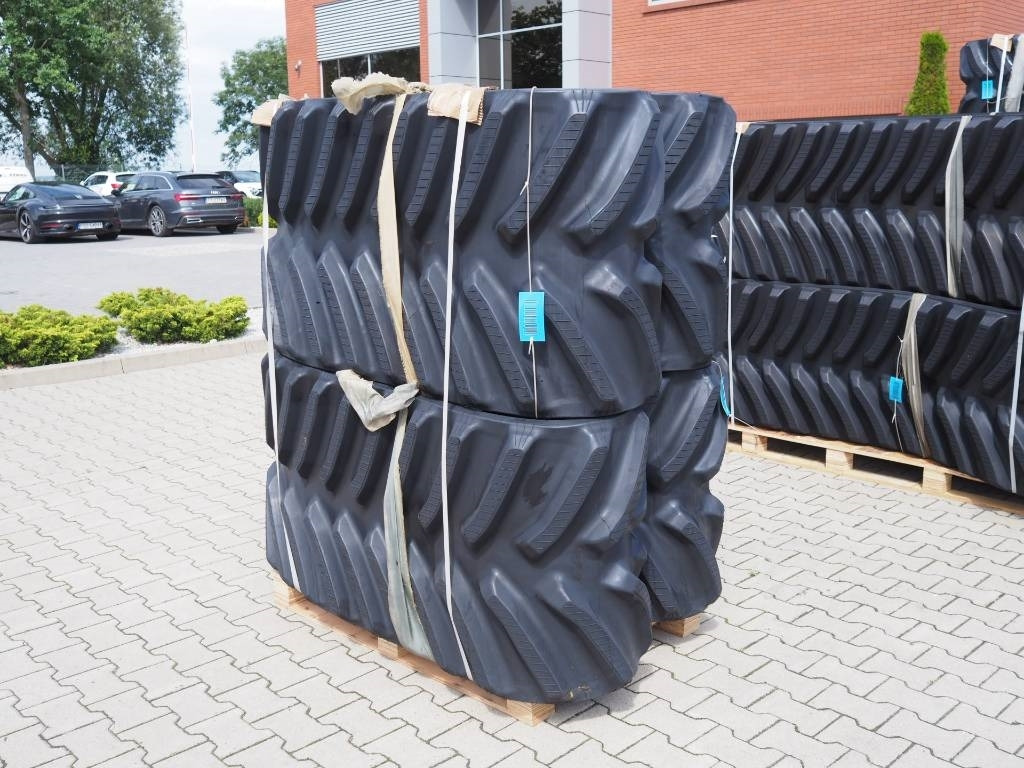 Challenger MT800 / Rubber belt / track / 30" / 762mm - Gosenica za Kmetijski stroj: slika 5 Challenger MT800 / Rubber belt / track / 30" / 762mm - Gosenica za Kmetijski stroj: slika 5