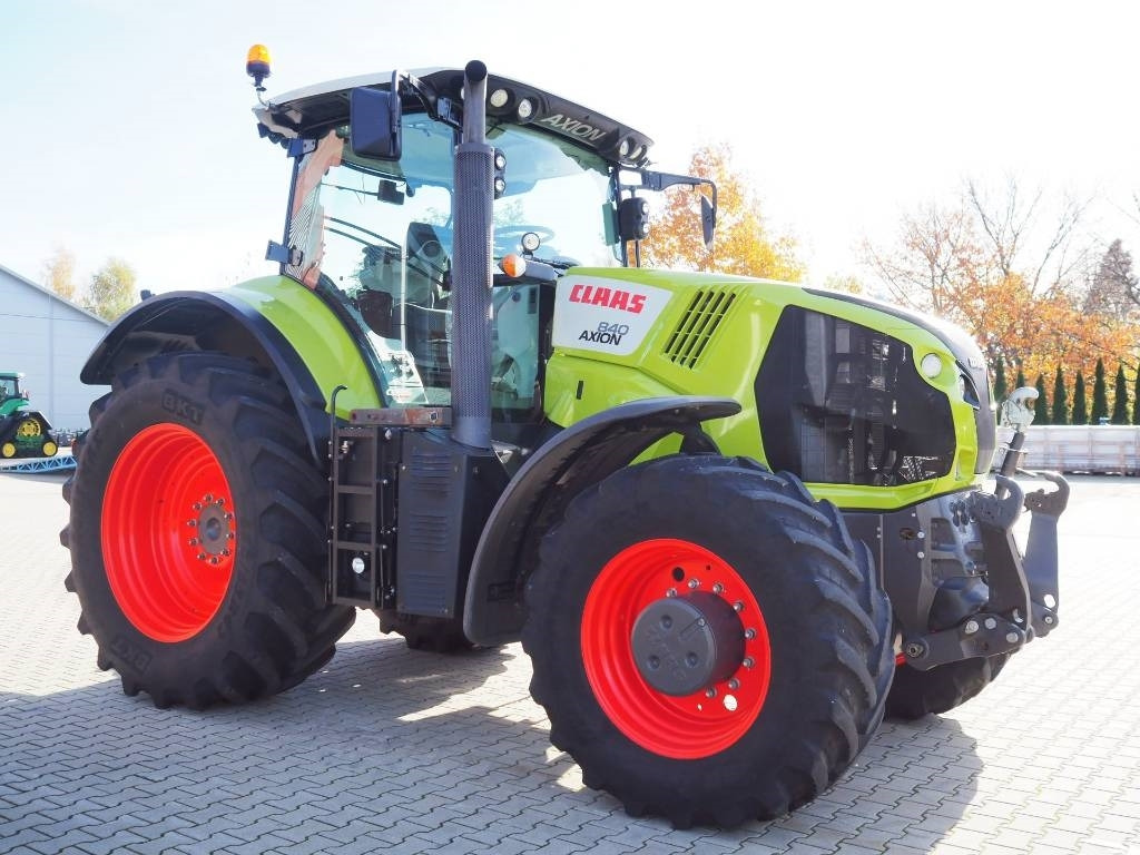 Claas Axion 840 CEBIS - Traktor: slika 4 Claas Axion 840 CEBIS - Traktor: slika 4
