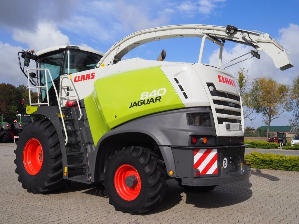 Claas Jaguar 840 4x4 - Kombajn za krmo: slika 2 Claas Jaguar 840 4x4 - Kombajn za krmo: slika 2