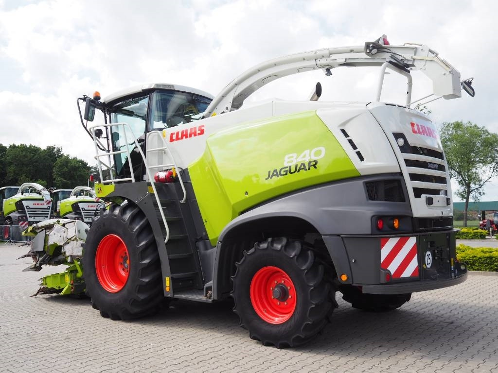Claas Jaguar 840 + Orbis 450 - Kombajn za krmo: slika 2 Claas Jaguar 840 + Orbis 450 - Kombajn za krmo: slika 2